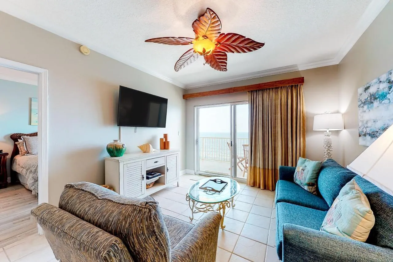 Aparthotel Crystal Shores West 202
