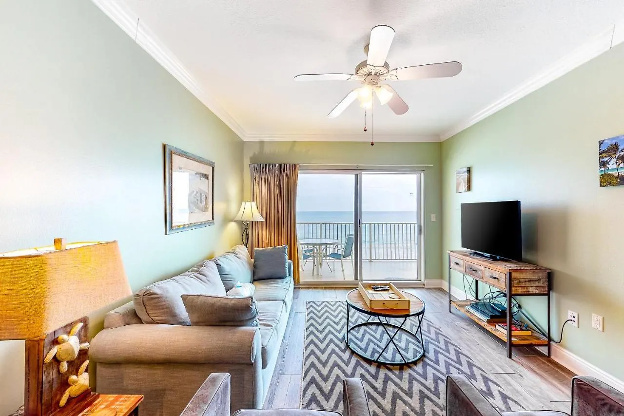 Crystal Shores West 202 Aparthotel