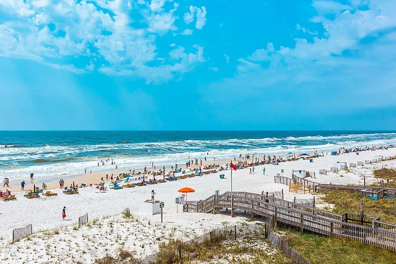 Crystal Shores West 202