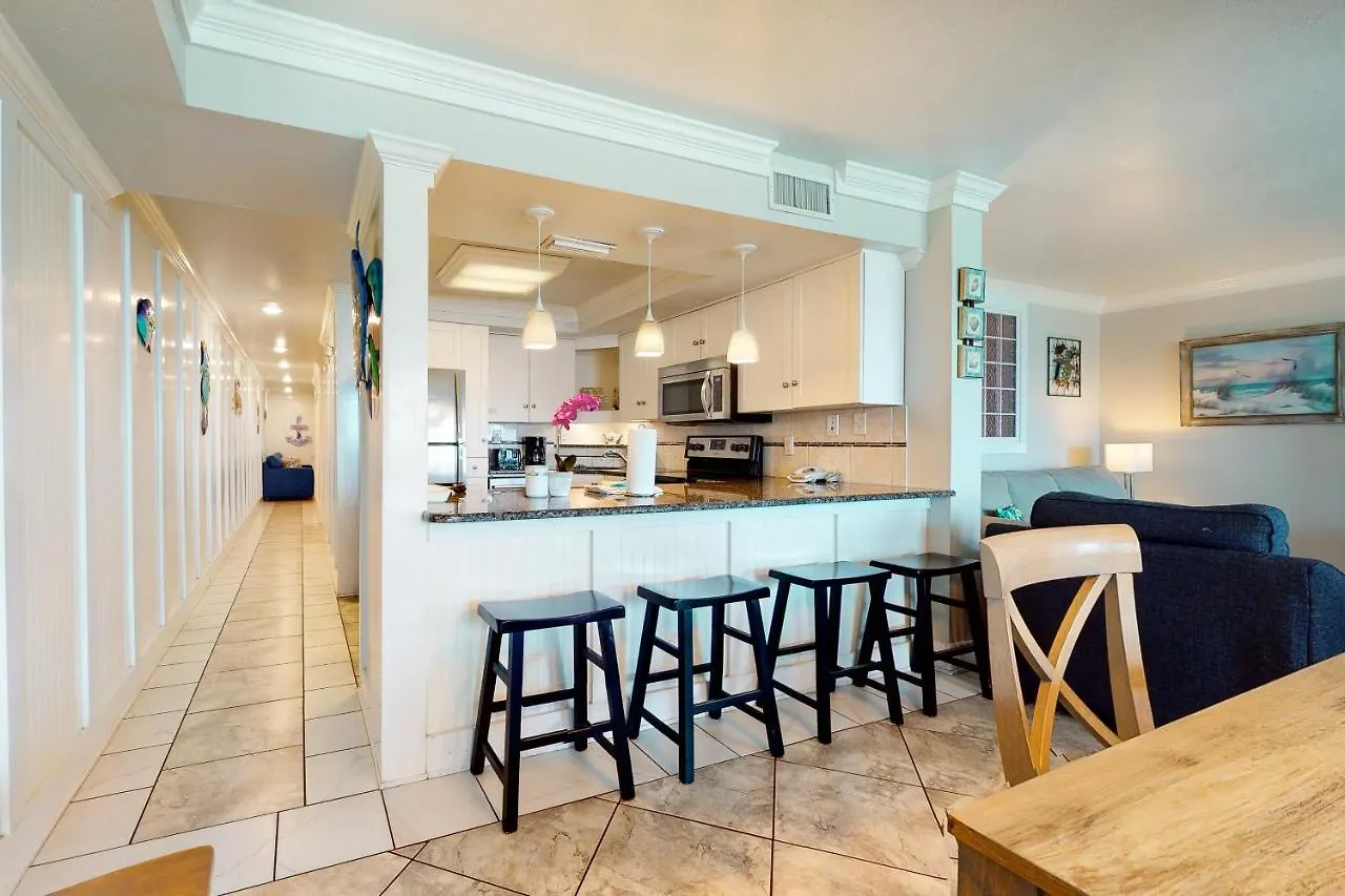 The Castaways Apartment Gulf Shores