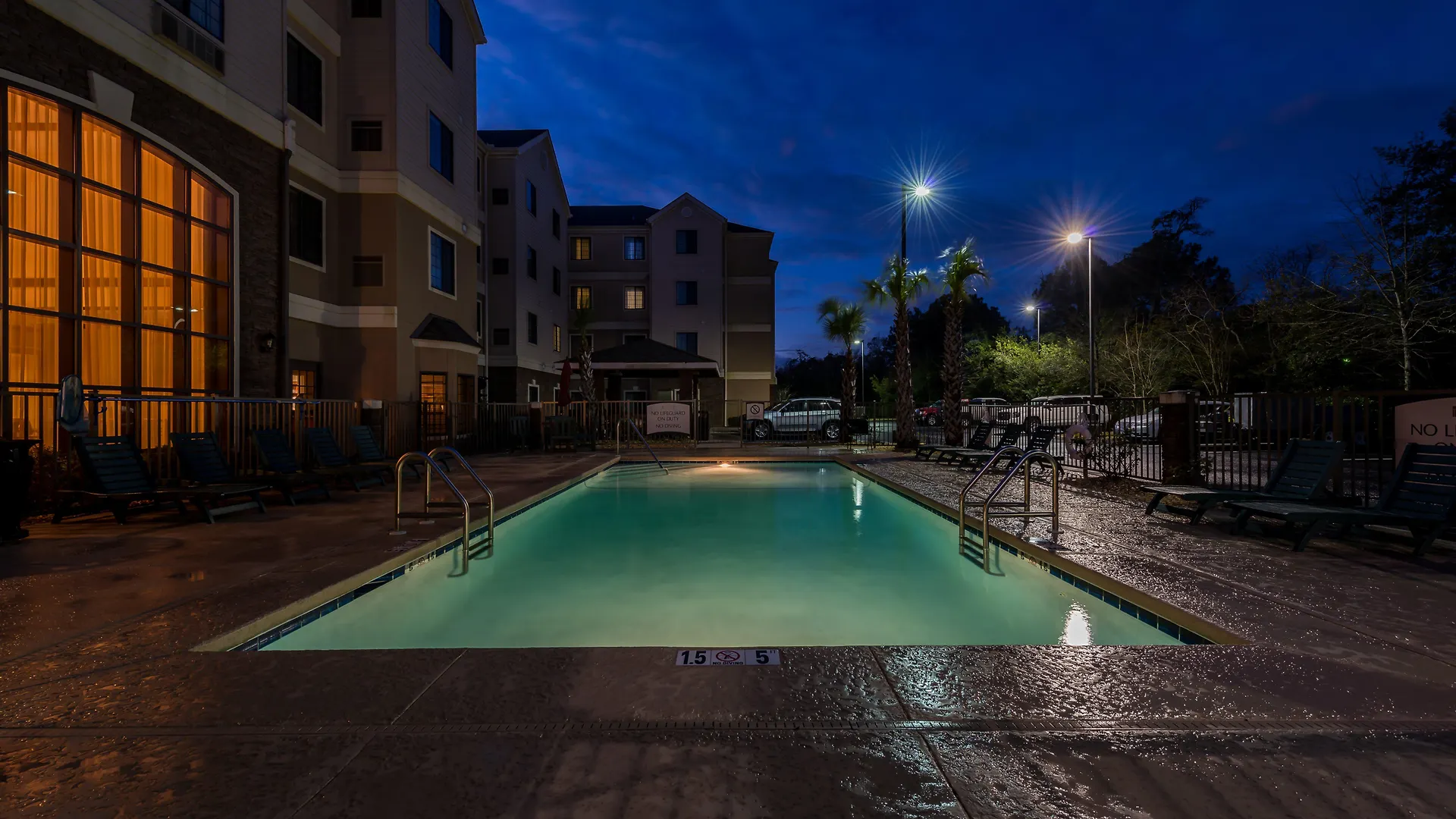 Staybridge By Ihg Szálloda 3*