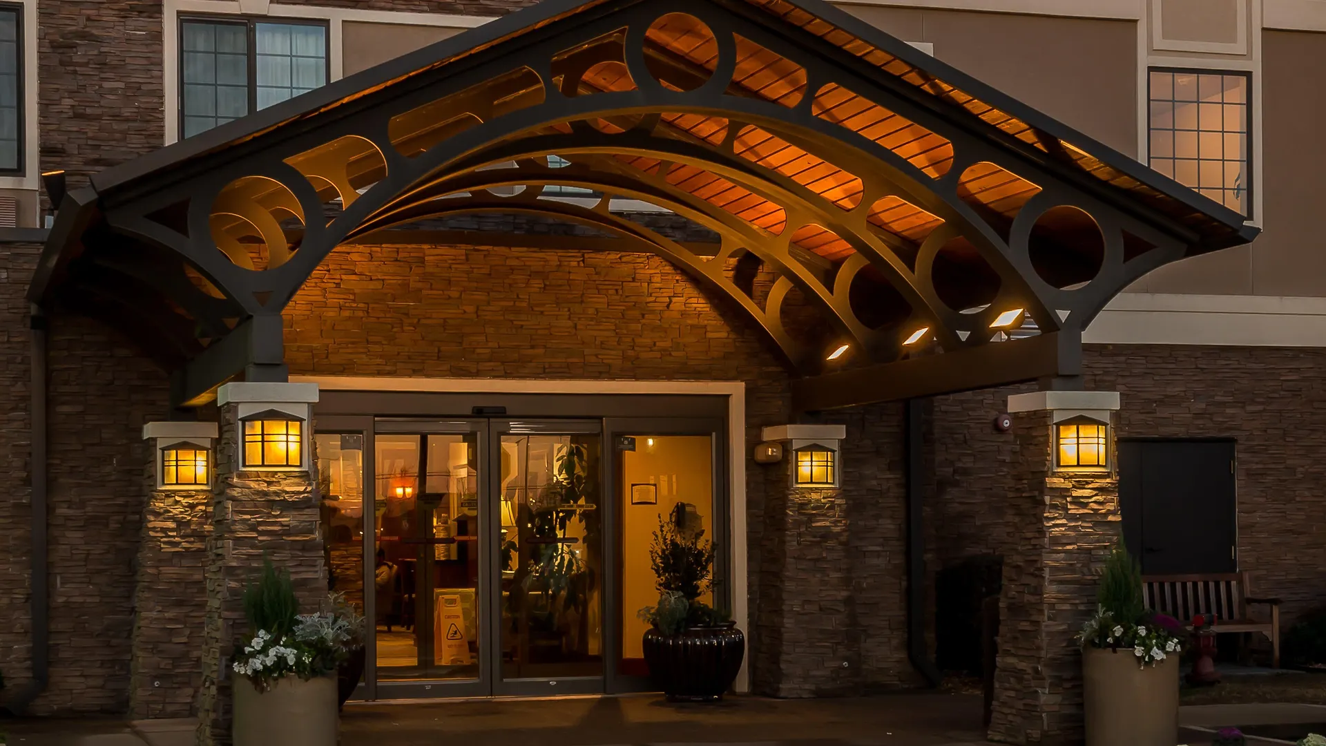 Staybridge By Ihg Szálloda