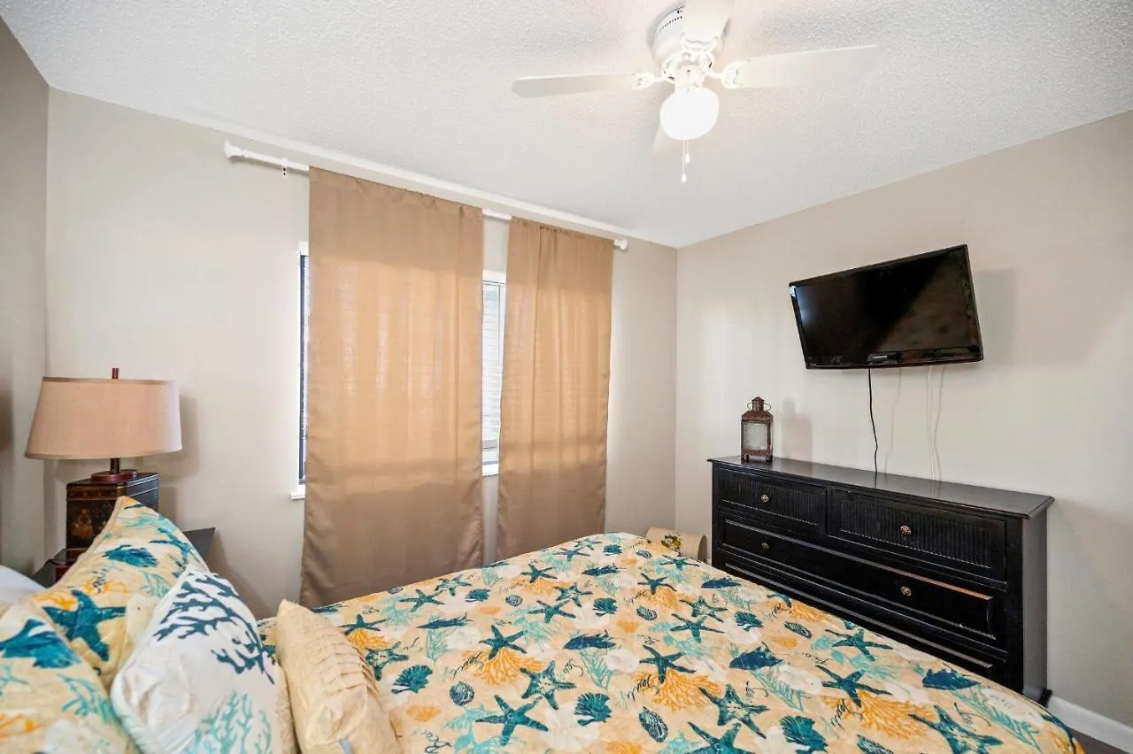 A Wave From It Apart-hotel Gulf Shores
