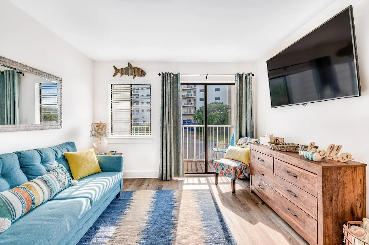 Apartment Plantation East Iii