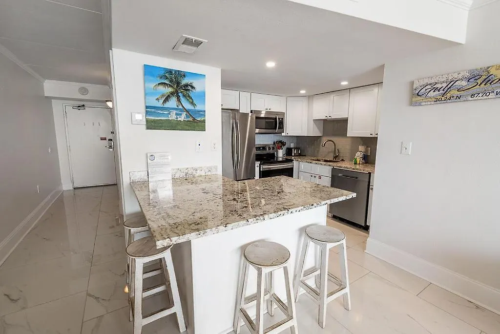 Island Winds East 308 By Albvr - Beautifully Renovated Beachfront & Steps Away From Hangout & More! Dom wakacyjny