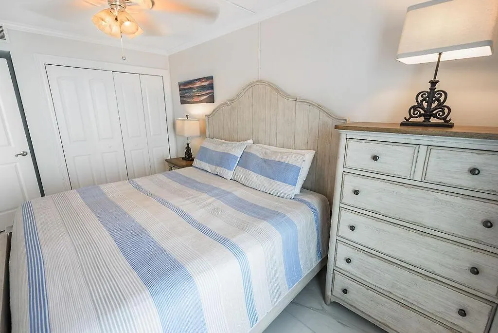 Island Winds East 308 By Albvr - Beautifully Renovated Beachfront & Steps Away From Hangout & More! Dom wakacyjny Gulf Shores