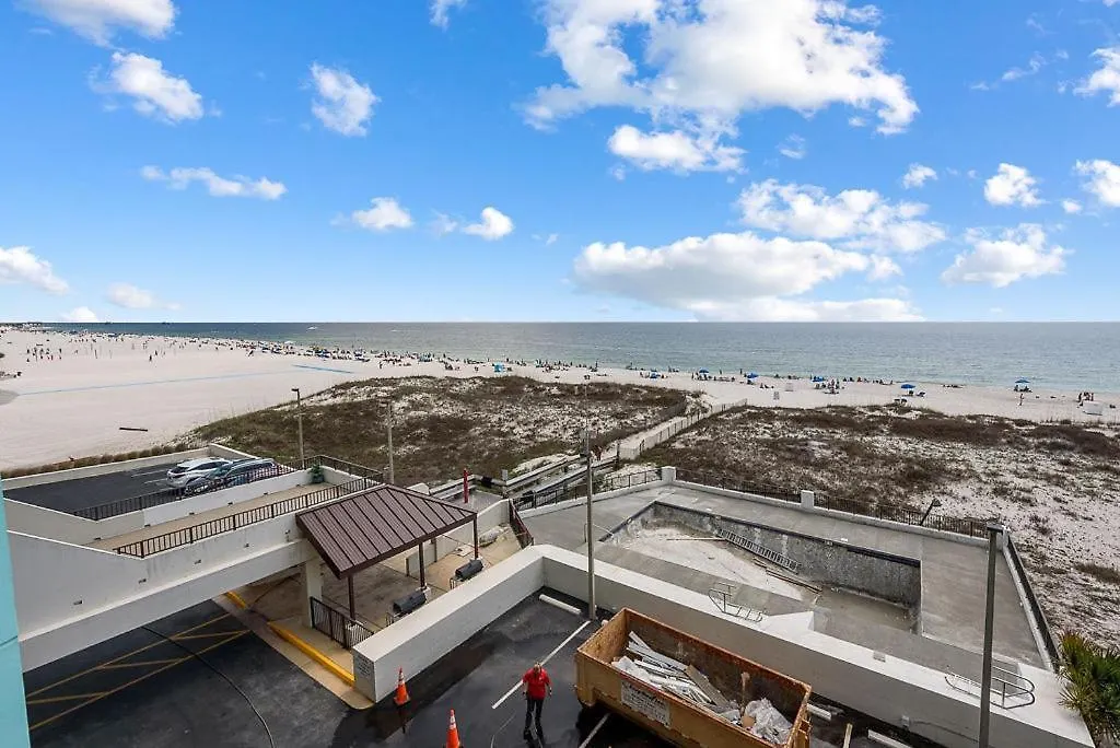 Island Winds East 308 By Albvr - Beautifully Renovated Beachfront & Steps Away From Hangout & More! *