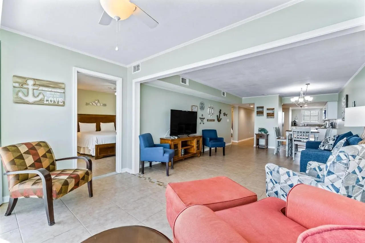 Edgewater West Отель 4*