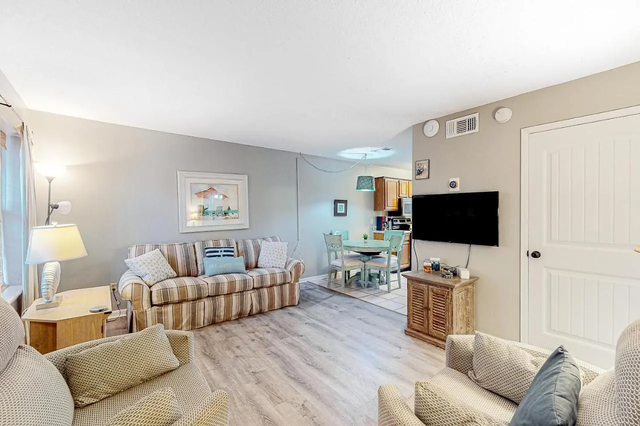 Ocean Reef 106 *