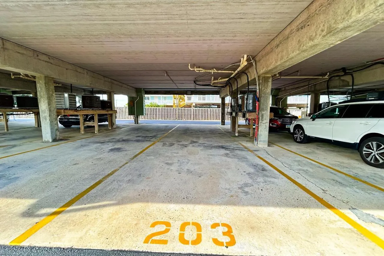 Lagoon Landing 203 아파트