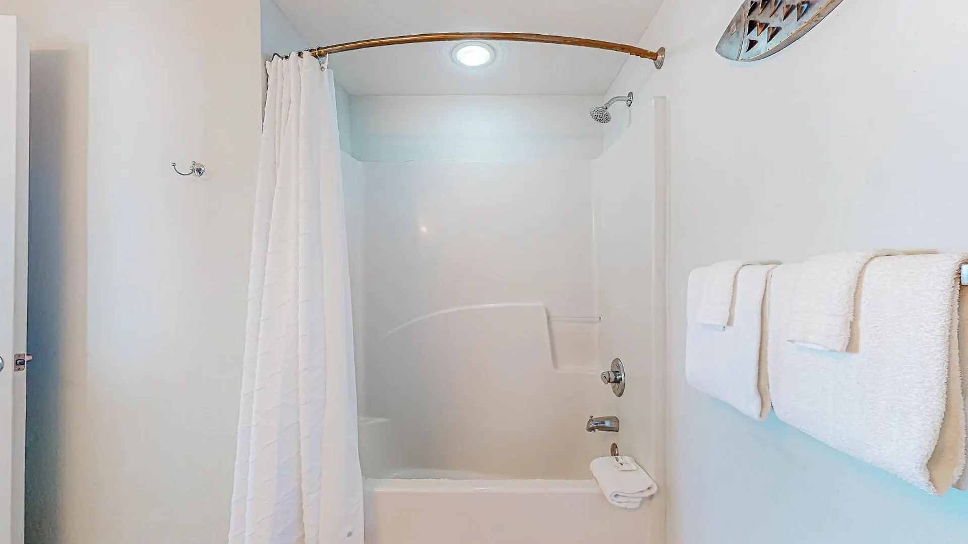 Crystal Shores West 608 *
