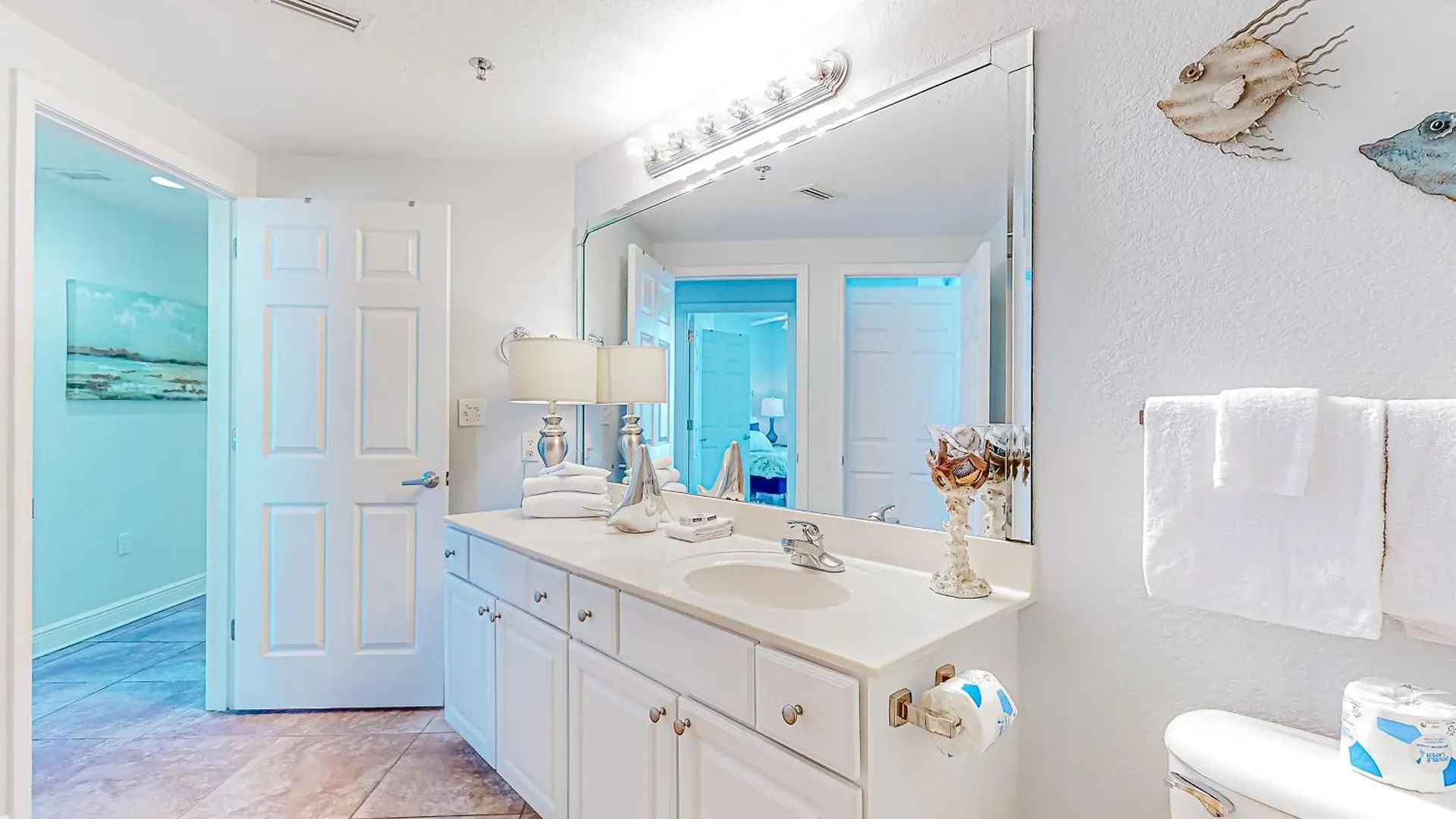 Apartament Crystal Shores West 608