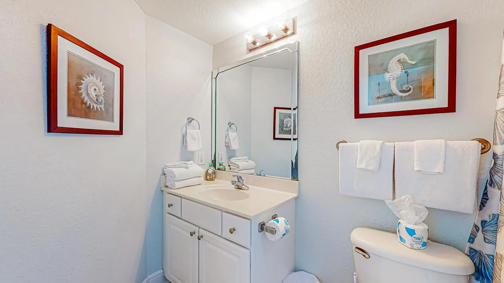 Crystal Shores West 608 *