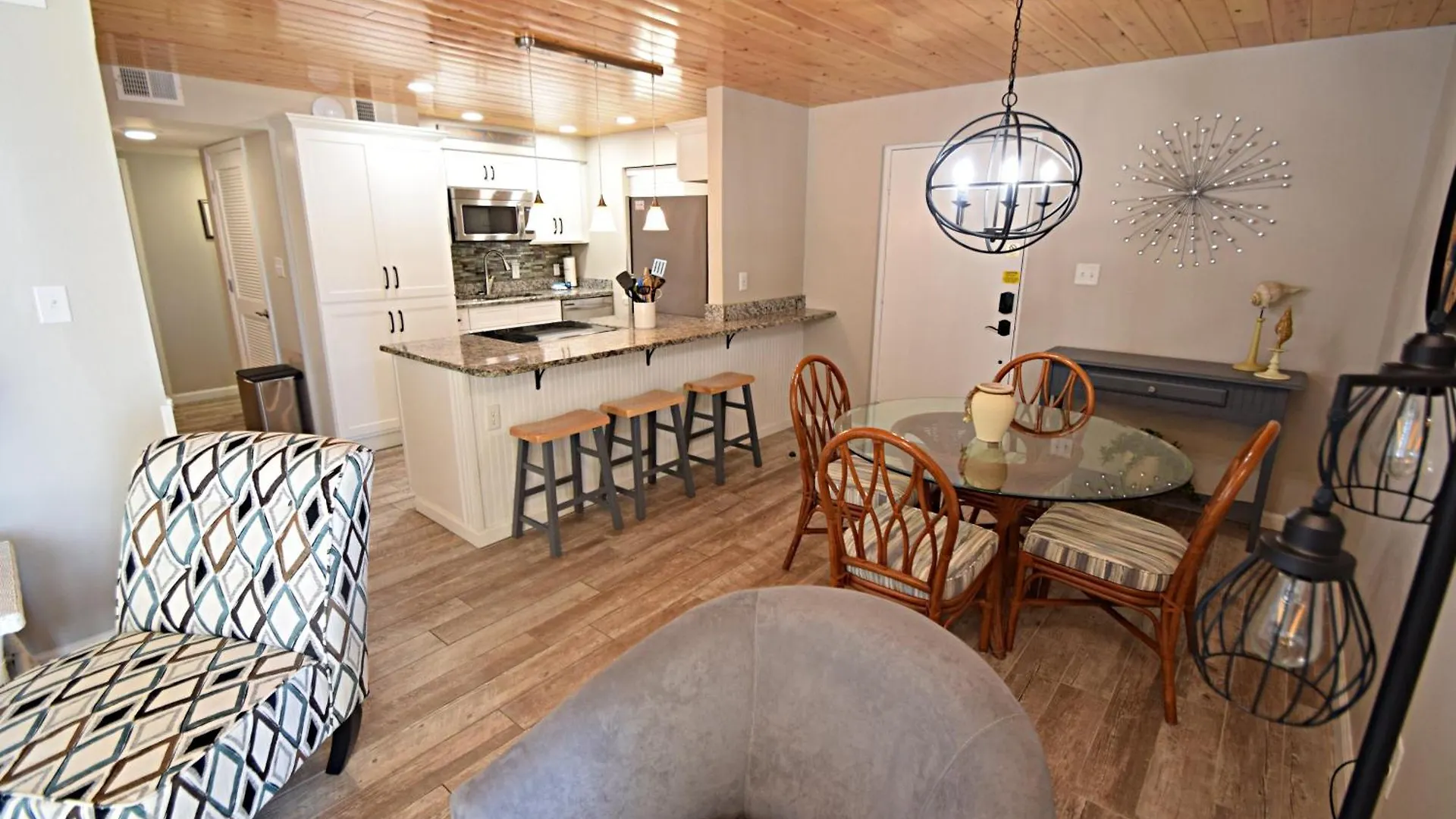 Gulf House 203