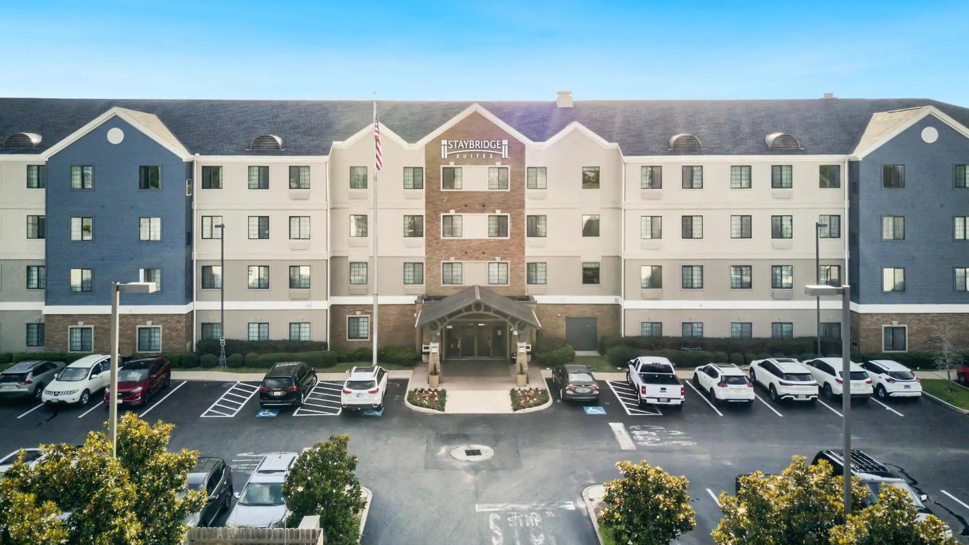 Staybridge By Ihg Szálloda