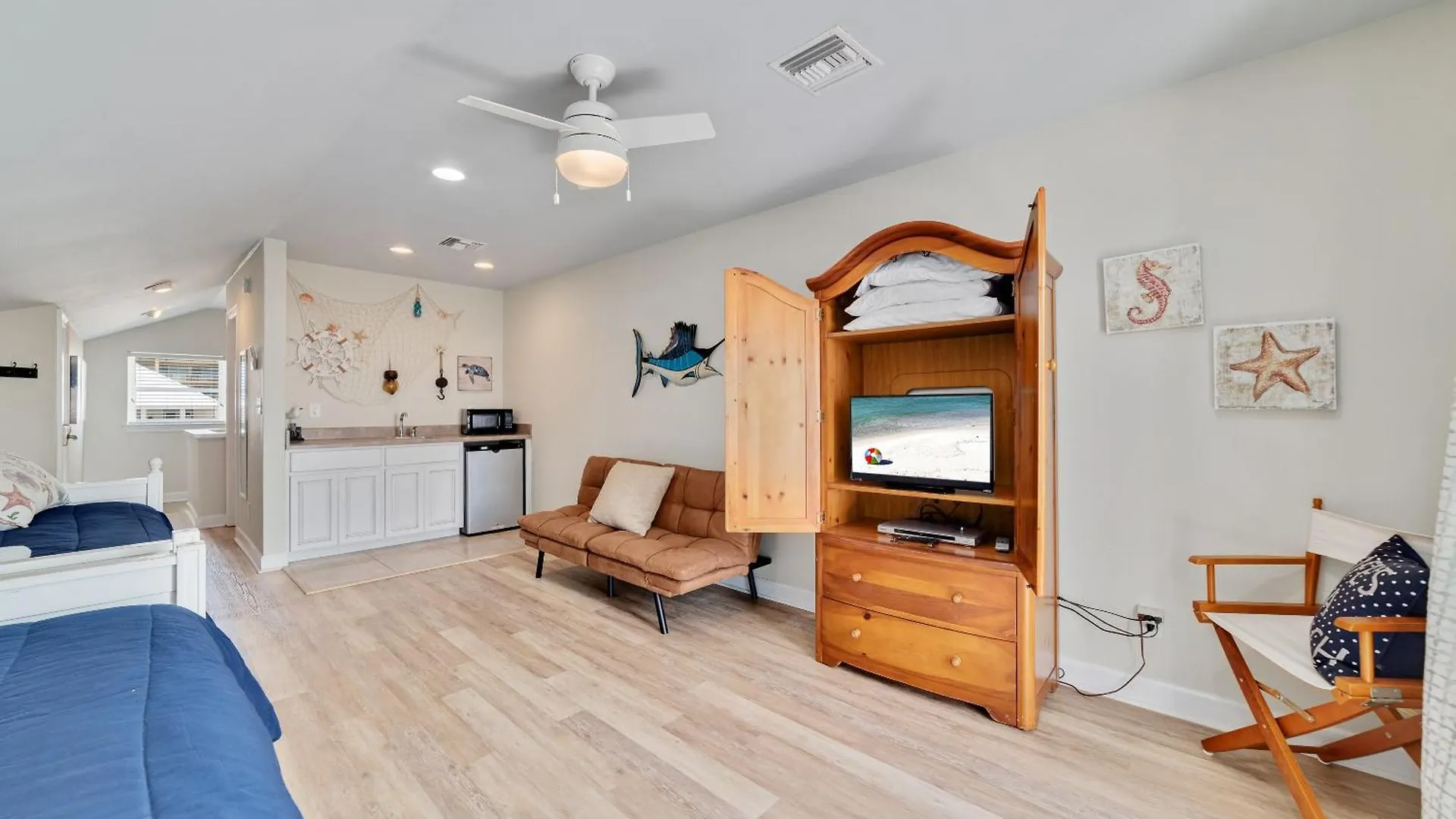 The Clubhouse - Morgan Gulf Shores