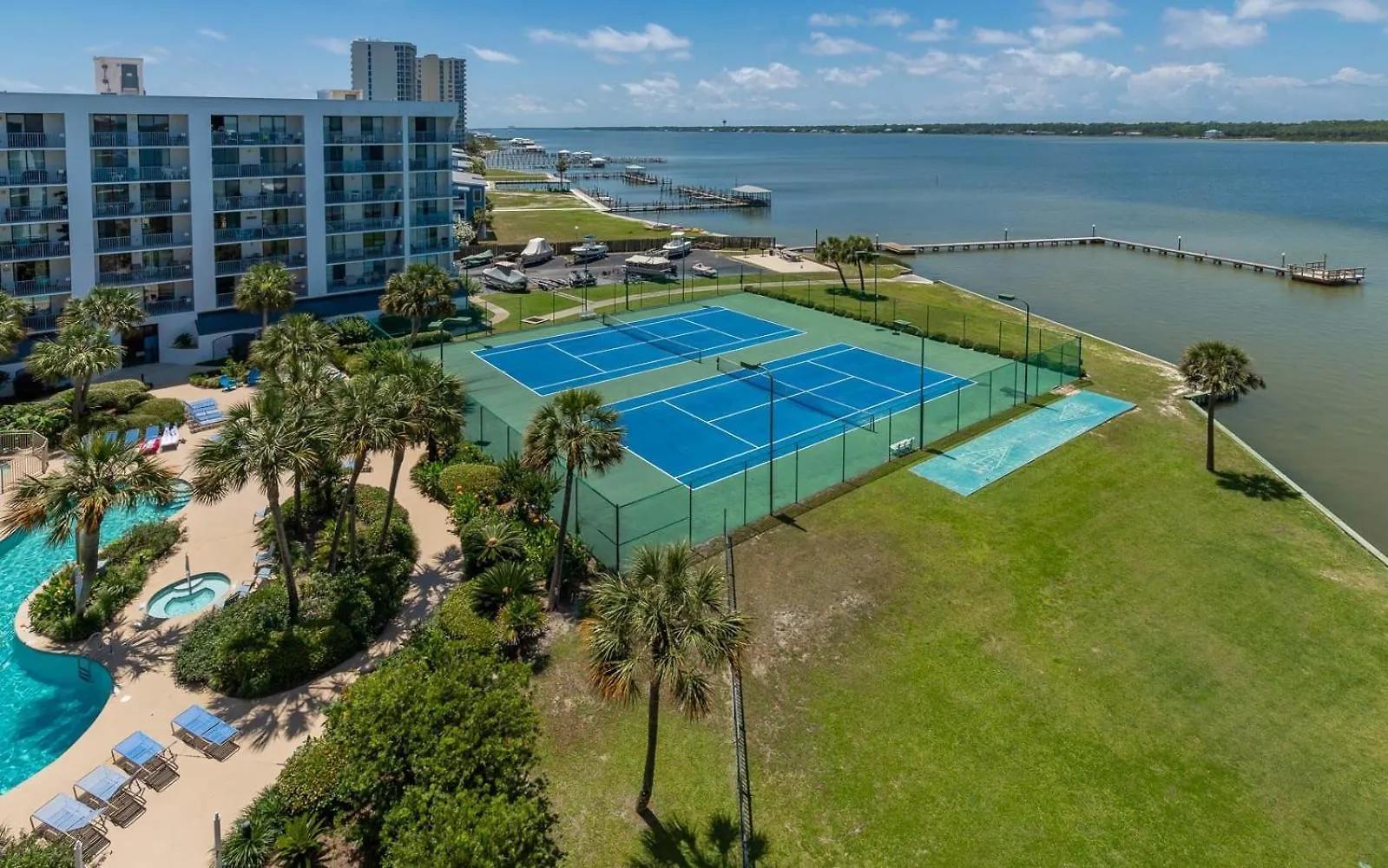 Surf & Racquet 701c Gulf Shores