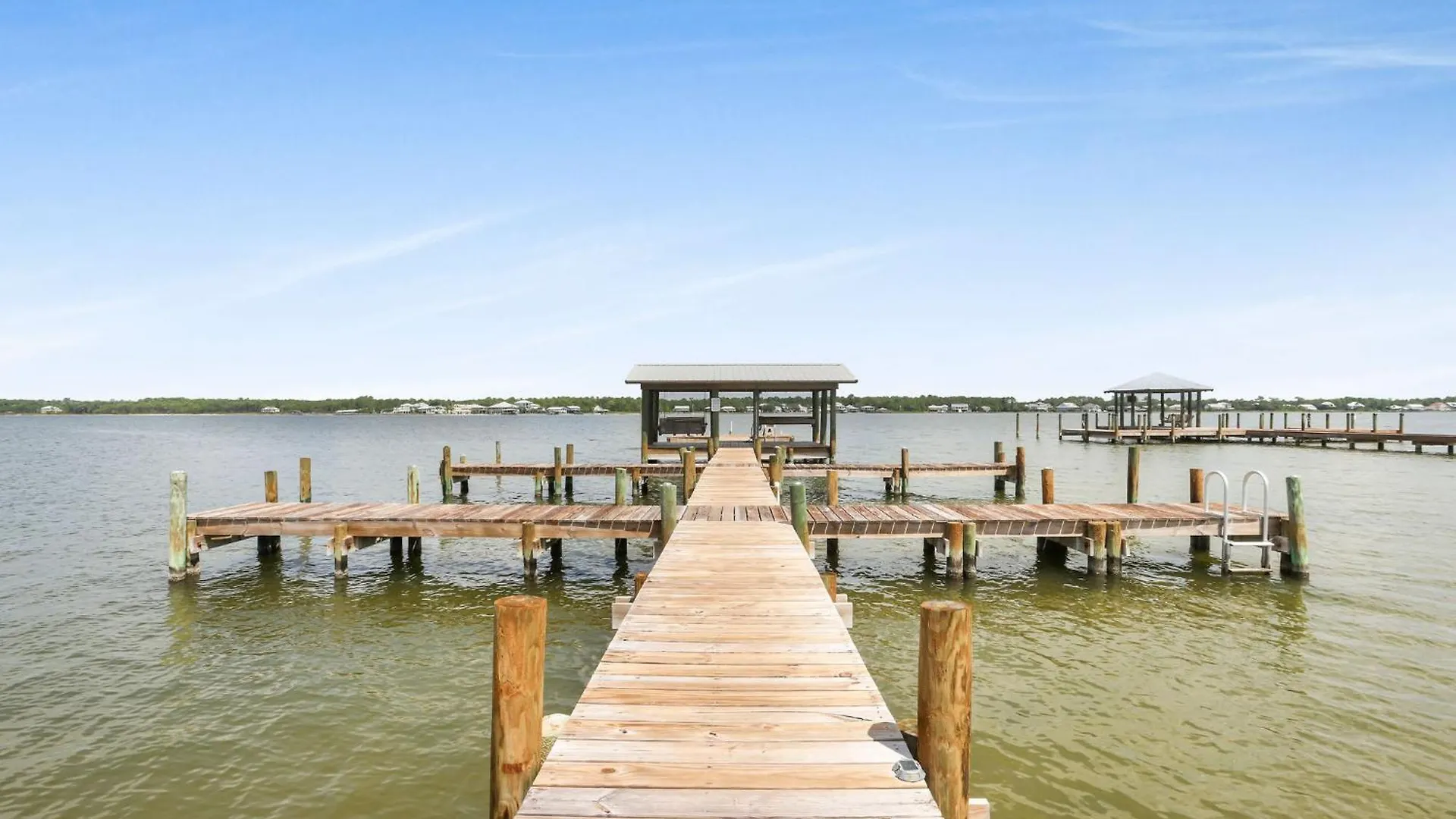 Lagoon Landing 207- Of & Lagoon *
