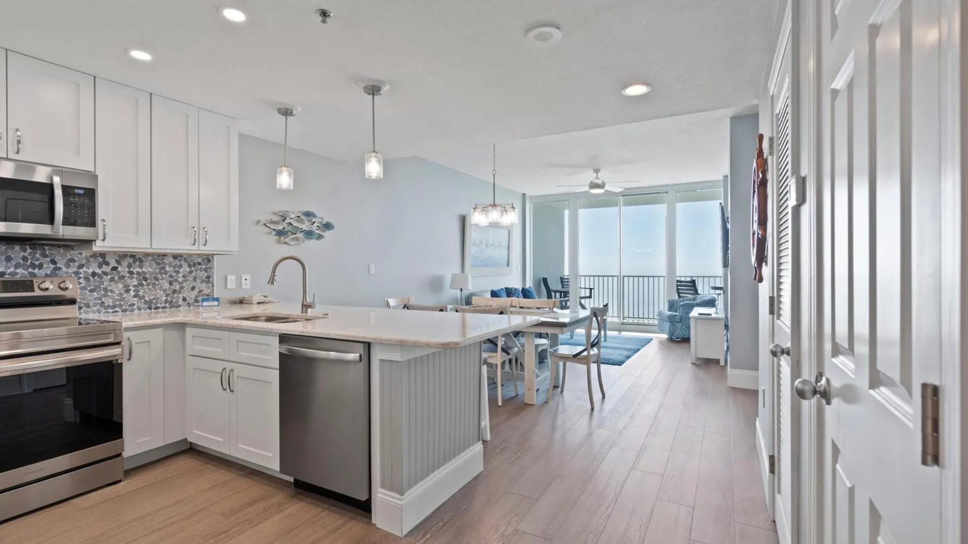 Lighthouse 1808 By Liquid Life Gulf Shores