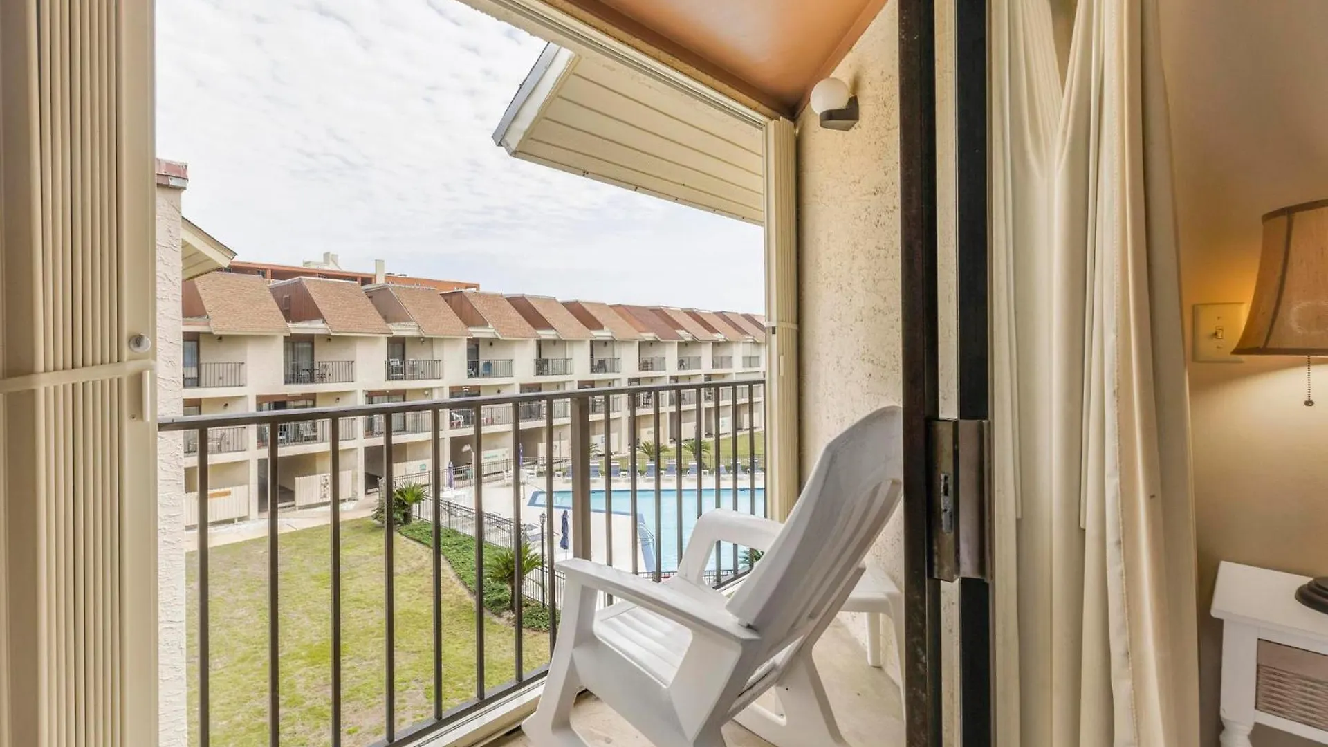 Gulfside Townhome 16 By Collection