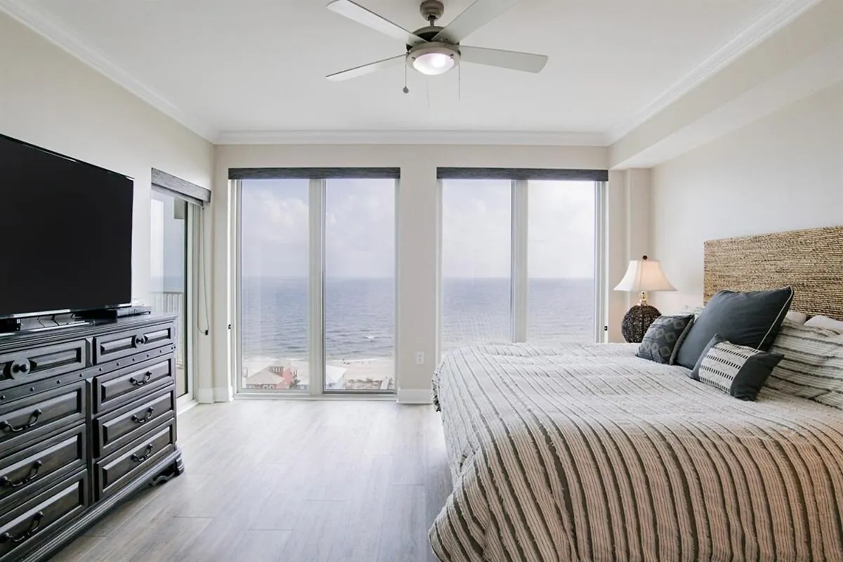 Apartamento Mustique 1402 *
