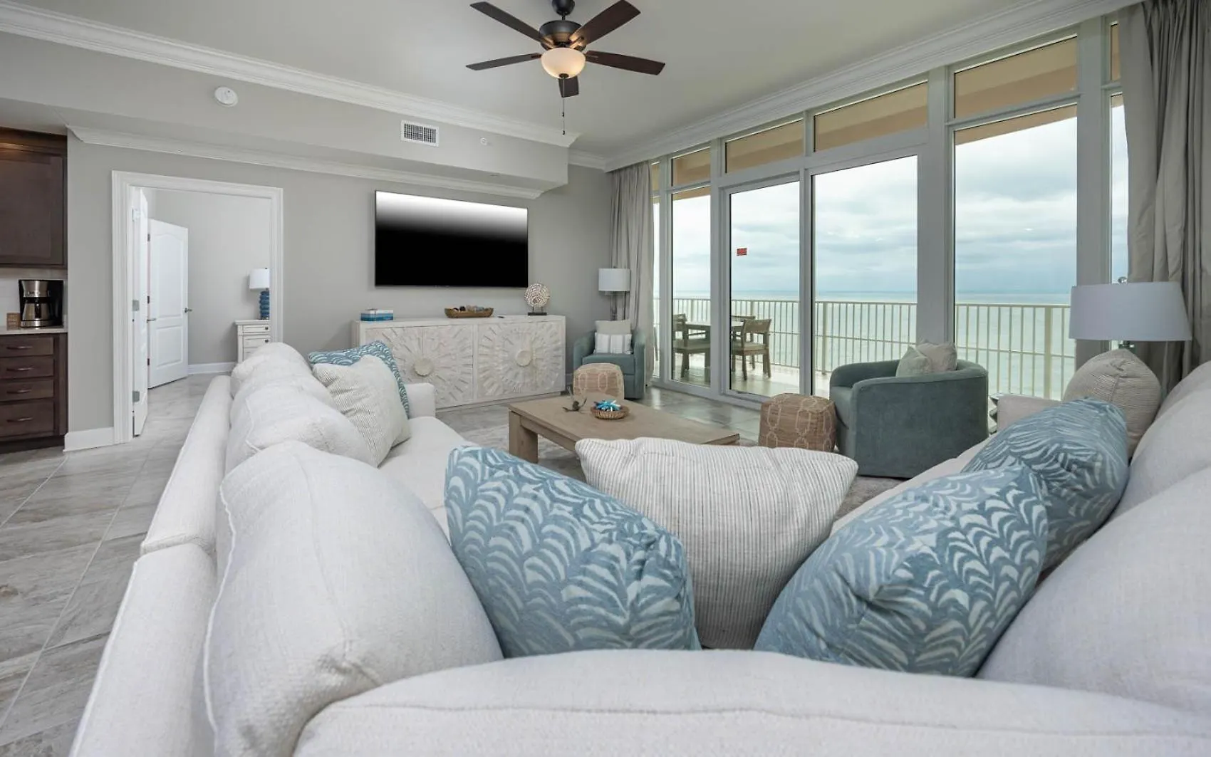 Phoenix Gulf Towers 1505 Daire