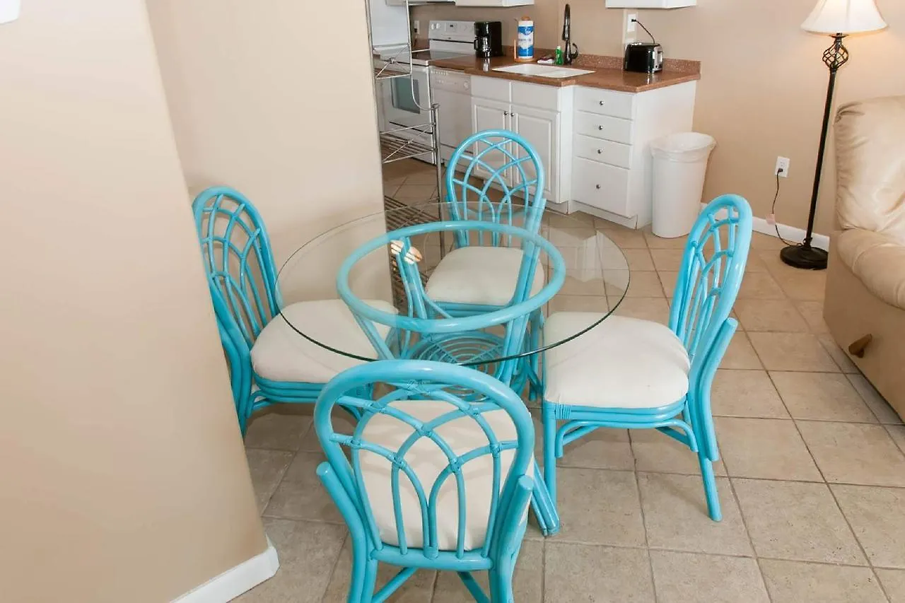 Surf And Racquet 303b Holiday home *