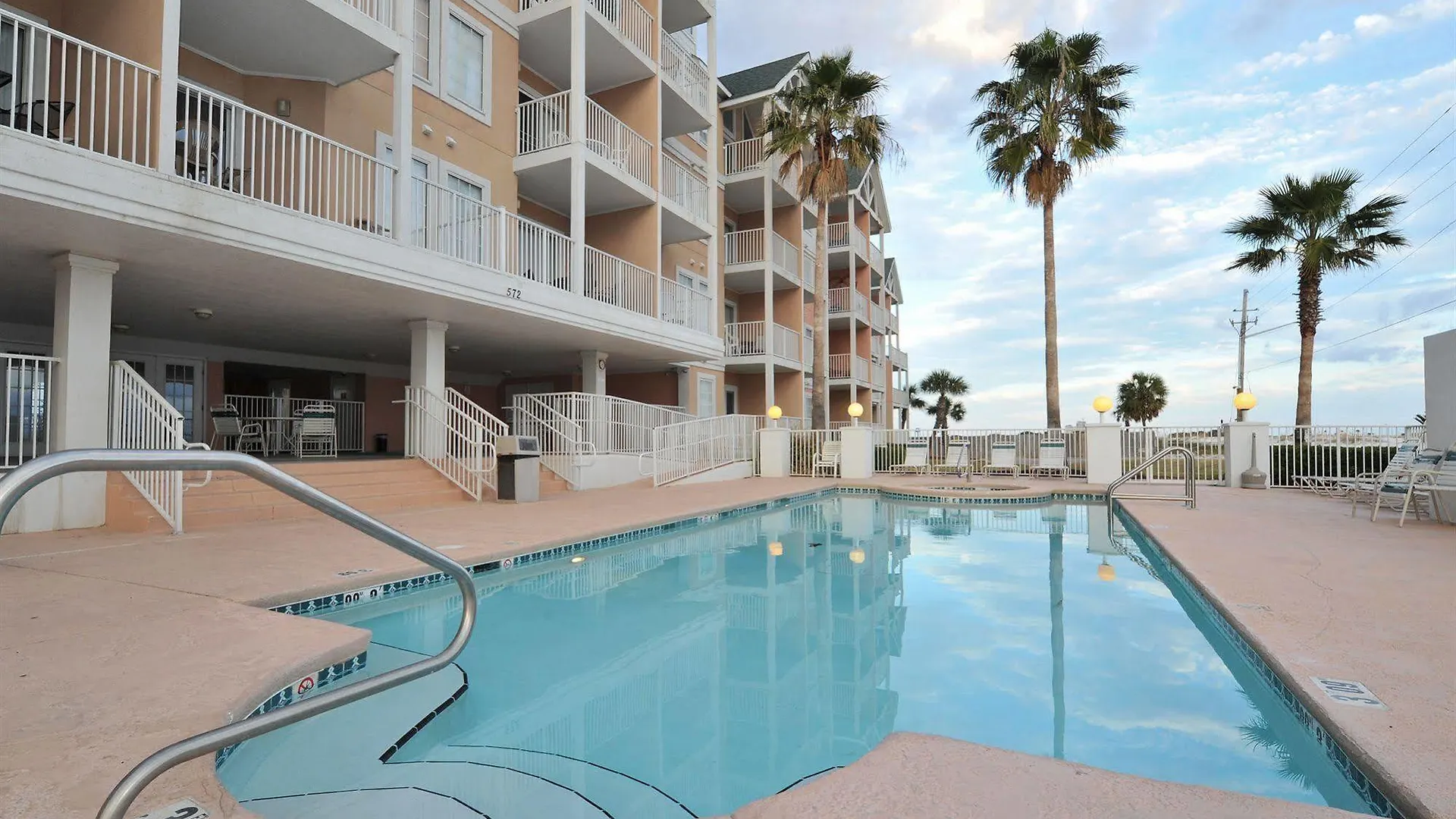 Grand By Wyndham Vacation Gulf Shores