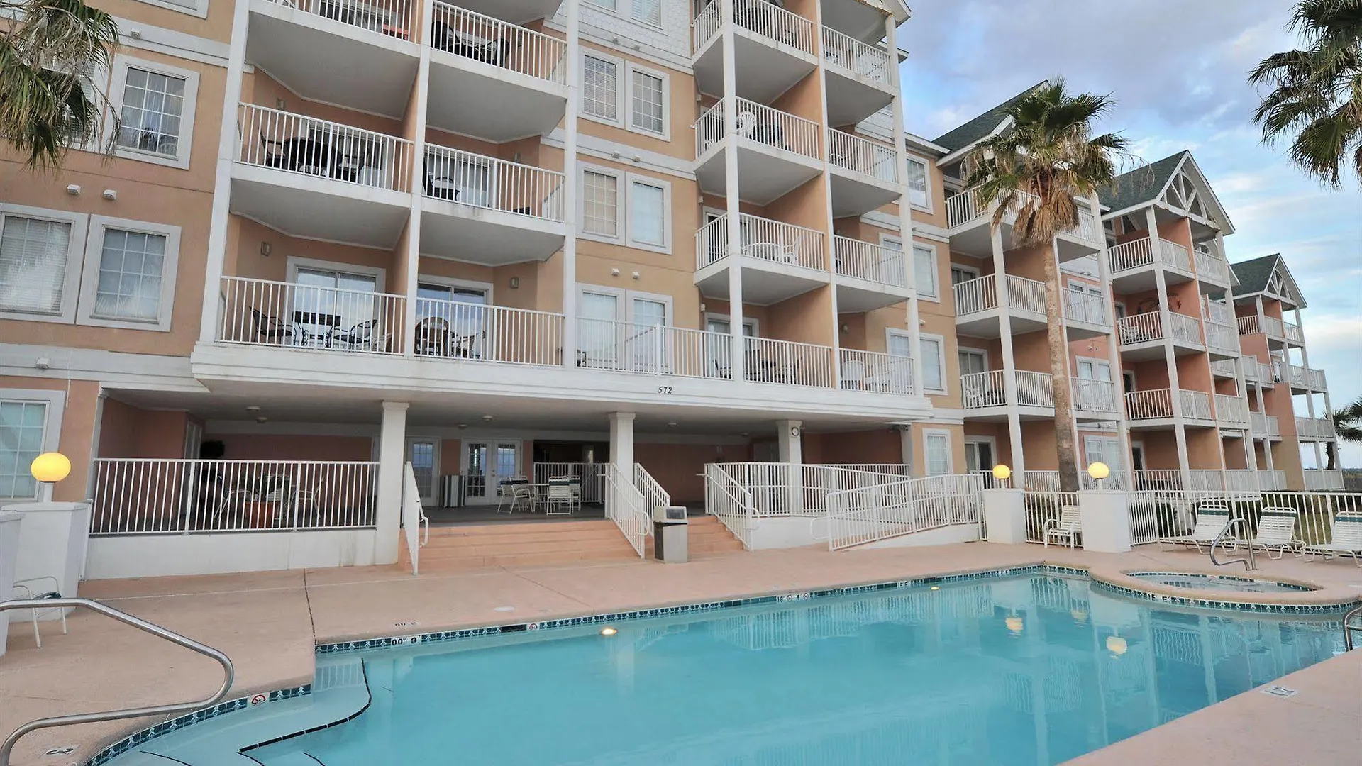 Grand By Wyndham Vacation Gulf Shores