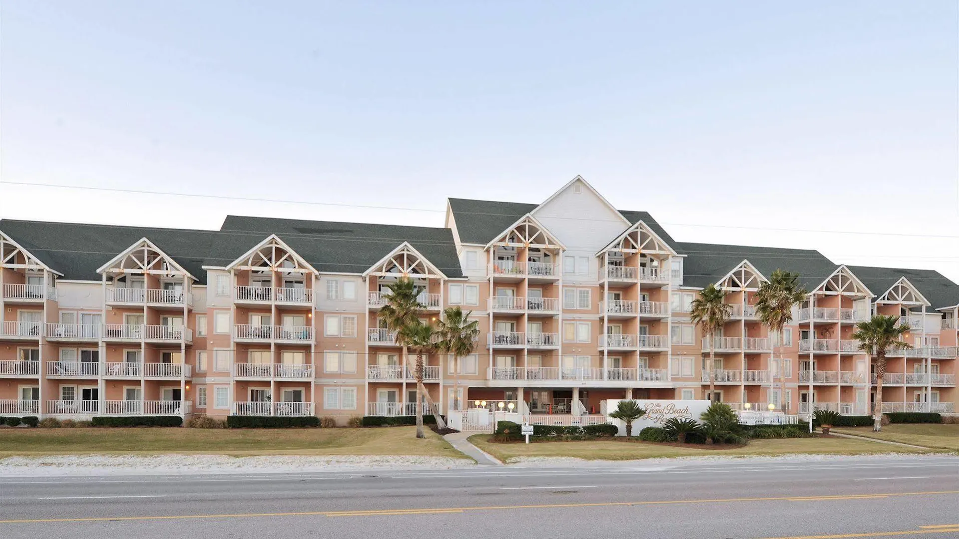 Grand By Wyndham Vacation