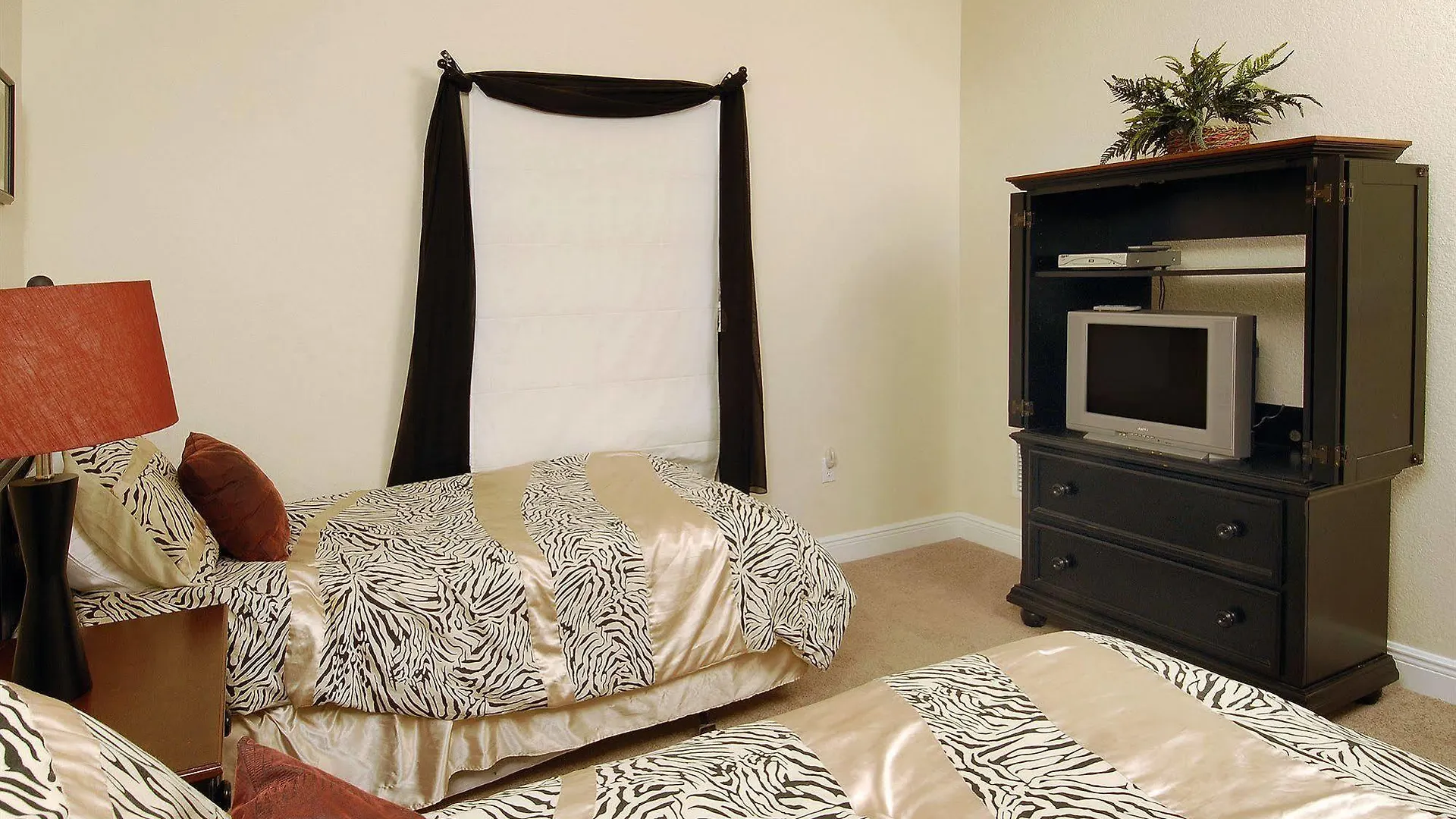 Crystal Shores West 202