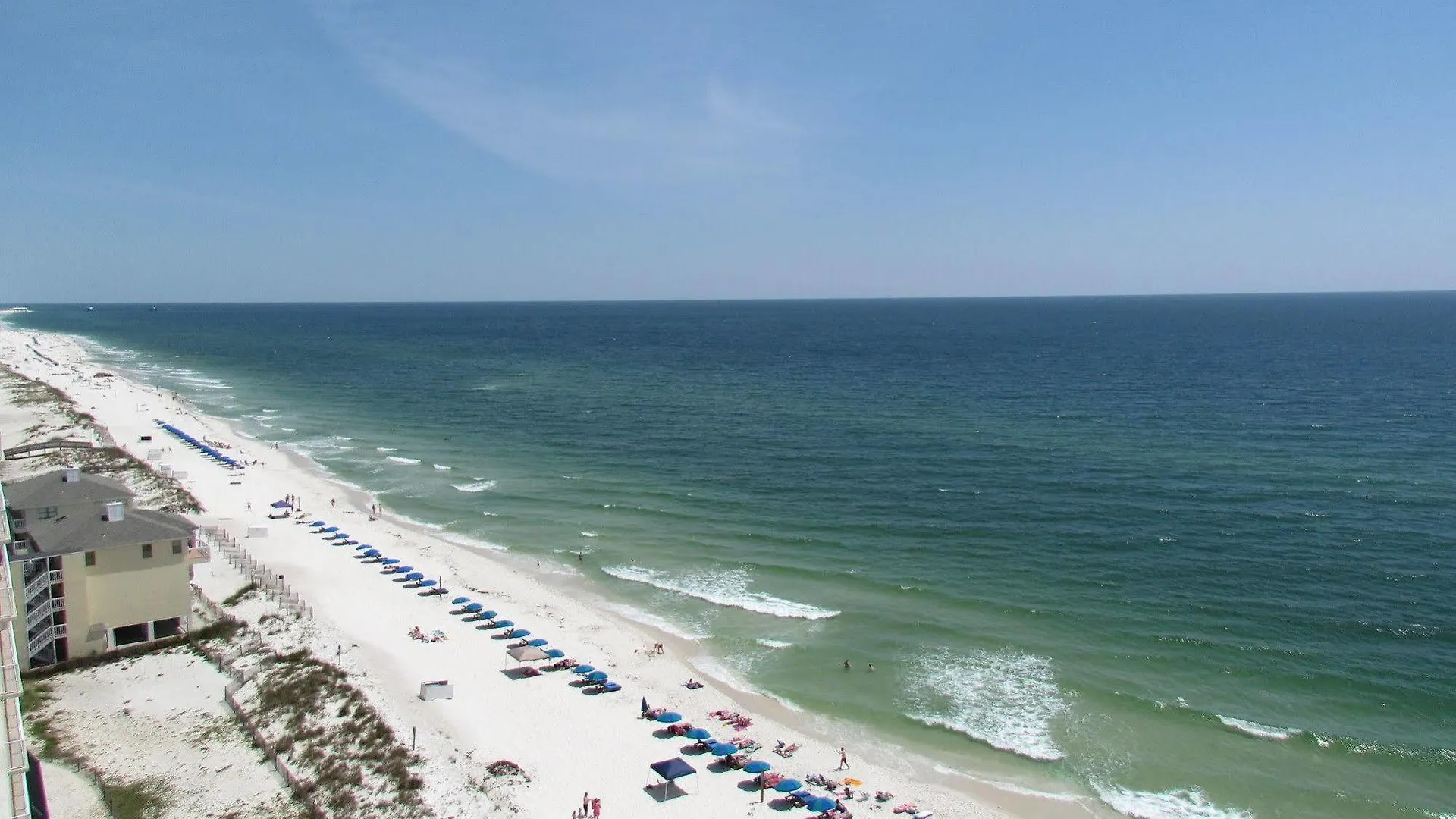 Aparthotel Crystal Shores West 202