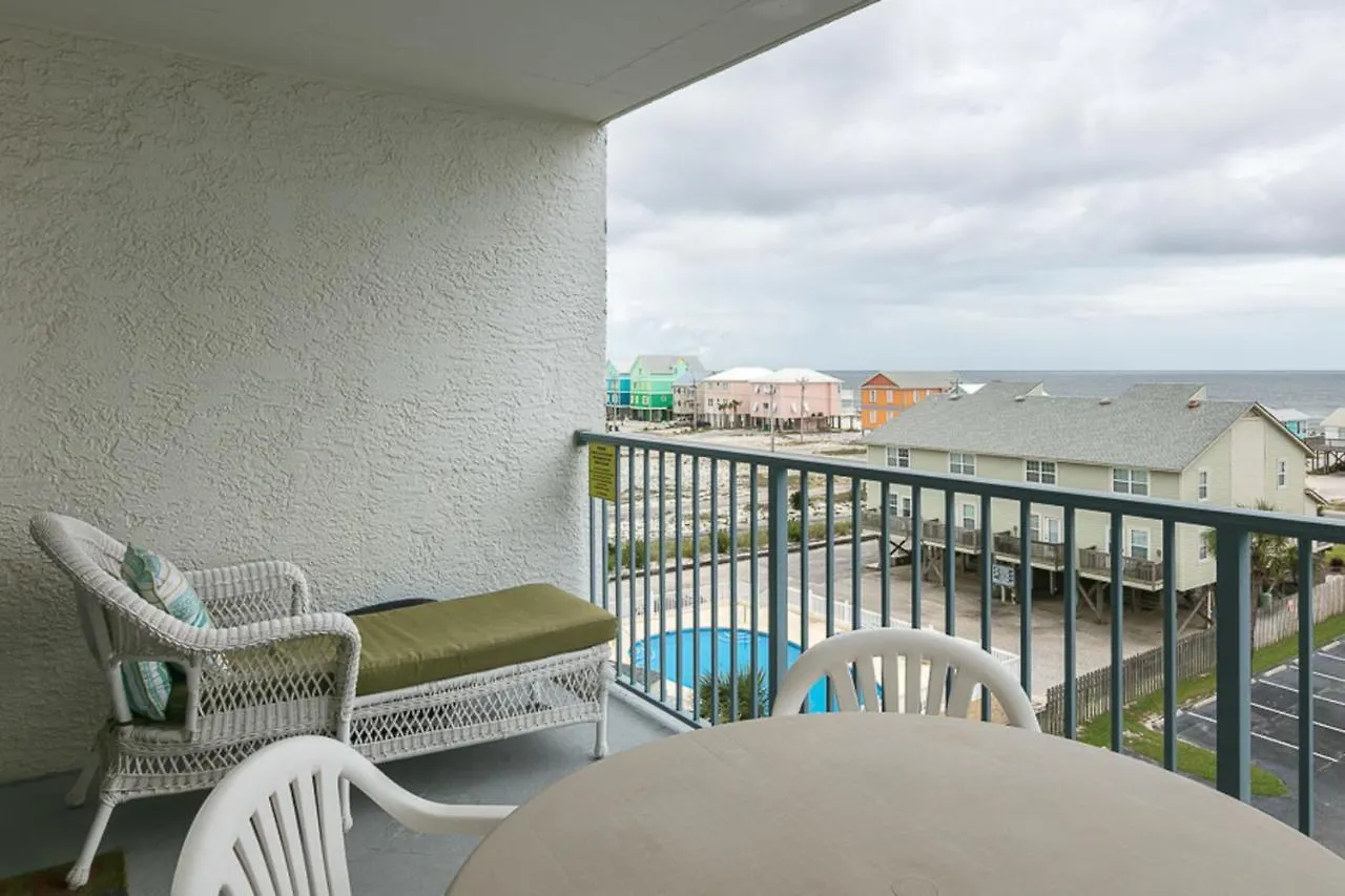 Surf & Racquet Club 516a Hotel